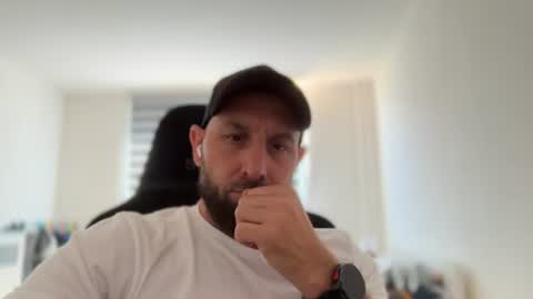 Snapshot of tommyx01 chatting on July 2, 2026, 9:04 am Thomas Fit online show from July 2, 2026, 9:04 am