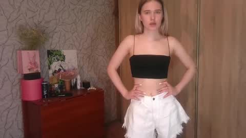 Snapshot of toni_pittmann chatting on June 9, 2026, 3:34 pm toni_pittmann online show from June 9, 2026, 3:34 pm