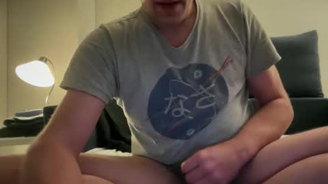 Snapshot of tonisun chatting on September 12, 2025, 10:21 pm tonisun online show from September 12, 2025, 10:21 pm