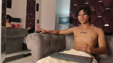 Snapshot of tonybenedetti chatting on January 8, 2026, 8:33 pm Tony Benedetti online show from January 8, 2026, 8:33 pm