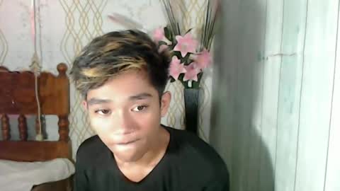 jhonrex online show from June 25, 2026, 7:57 am