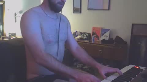 tootsybird online show from February 9, 2026, 11:09 pm