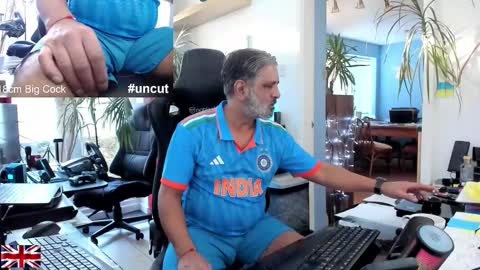 topalphaboss online show from September 28, 2025, 4:34 pm