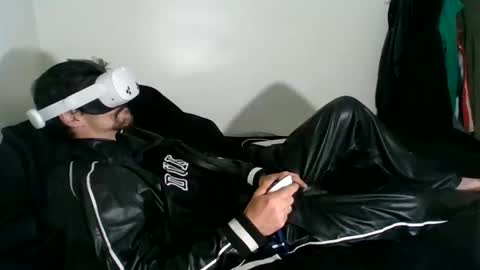 Snapshot of topdogintraining93 chatting on June 9, 2026, 8:04 am SagMeOreduceMe online show from June 9, 2026, 8:04 am