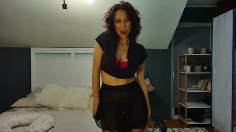 Anda online show from March 11, 2026, 10:38 pm