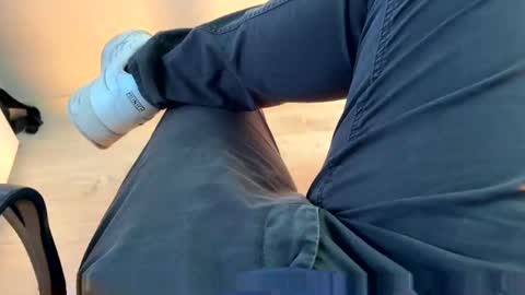 Snapshot of torinohot chatting on March 7, 2025, 5:38 pm torinohot online show from March 7, 2025, 5:38 pm