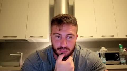 toro_arrapato online show from March 12, 2025, 5:49 pm