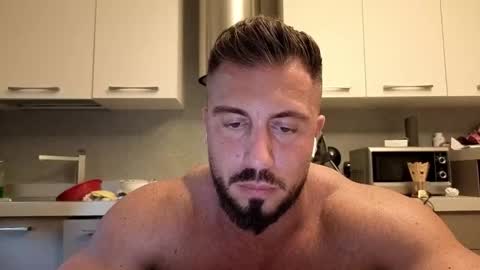 toro_arrapato online show from September 14, 2025, 5:23 pm