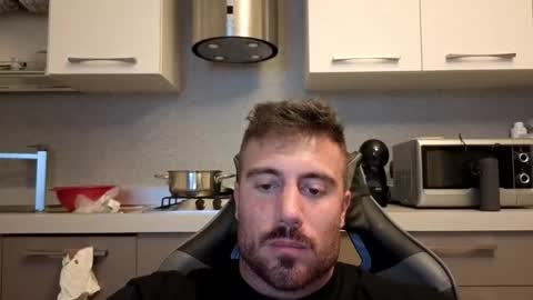 toro_arrapato online show from November 9, 2025, 8:29 pm