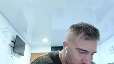 toro_arrapato online show from March 19, 2026, 4:05 am