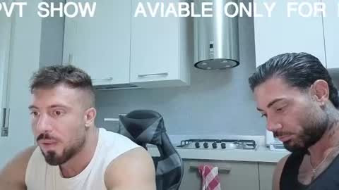 Snapshot of toro_arrapato chatting on July 2, 2026, 10:43 am toro_arrapato online show from July 2, 2026, 10:43 am