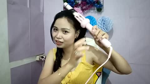Snapshot of toshikoseaforth chatting on May 29, 2026, 1:31 pm Emma online show from May 29, 2026, 1:31 pm