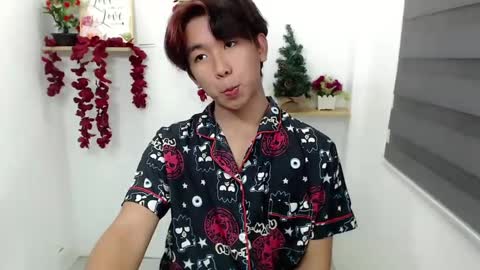 Snapshot of totalbabe1x chatting on January 20, 2025, 12:18 pm totalbabe1x online show from January 20, 2025, 12:18 pm