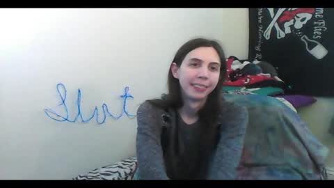 Luna online show from February 18, 2026, 2:51 am