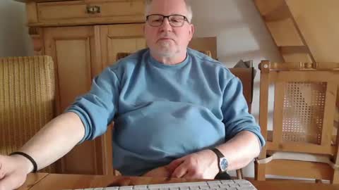 toto758 online show from February 20, 2025, 12:36 pm