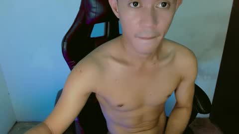 Snapshot of touch_of_alison chatting on February 18, 2025, 3:53 am Alison online show from February 18, 2025, 3:53 am