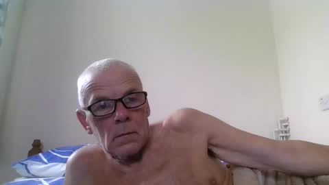 touche5656607203 online show from February 24, 2025, 9:43 am