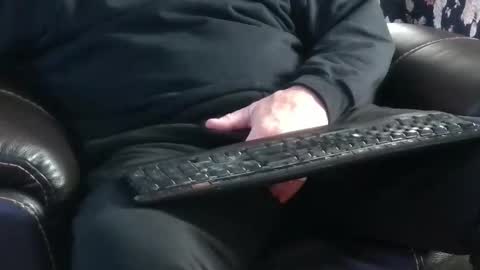 Jim online show from January 22, 2025, 9:32 pm