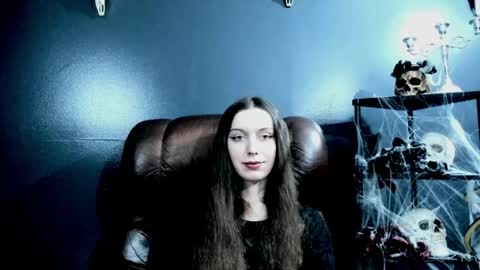 Snapshot of toxicdomme chatting on April 29, 2026, 6:25 pm toxicdomme online show from April 29, 2026, 6:25 pm