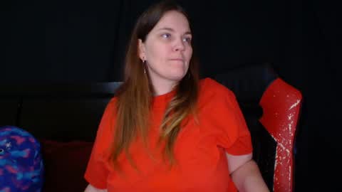 Snapshot of toxiclilly chatting on April 19, 2026, 3:11 pm Lilly Miss Mistress Goddess Maam Queen Boss online show from April 19, 2026, 3:11 pm