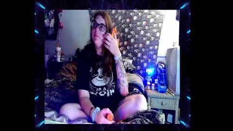 Snapshot of toxiclove1311 chatting on November 4, 2025, 12:43 am Toxiclove1311 online show from November 4, 2025, 12:43 am