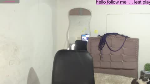 Snapshot of toxxxic_cams chatting on December 31, 2024, 5:00 am toxca69 online show from December 31, 2024, 5:00 am