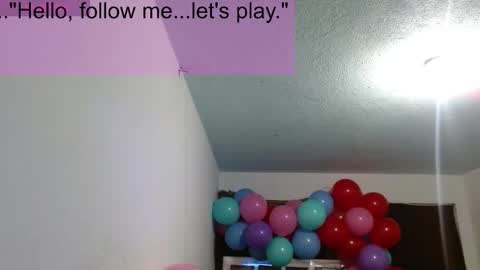 Snapshot of toxxxic_cams chatting on September 24, 2025, 8:06 am toxca69 online show from September 24, 2025, 8:06 am