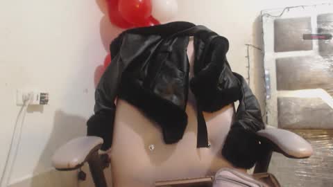 toxca69 online show from February 7, 2026, 4:16 am