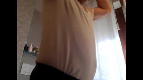 tra649167 online show from December 3, 2025, 1:31 pm