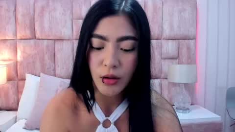 Tracy Daniels online show from October 6, 2025, 7:33 pm