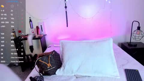 tracy online show from November 30, 2025, 1:26 pm