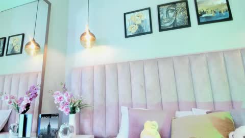 Snapshot of tracy_lee_ chatting on February 21, 2026, 7:37 pm Tracy online show from February 21, 2026, 7:37 pm