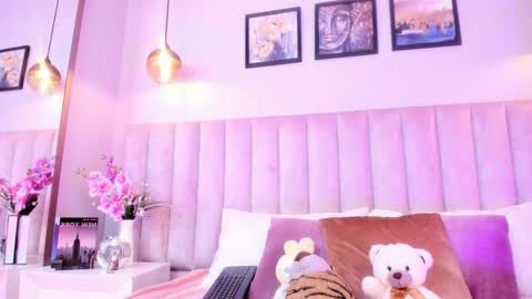 Snapshot of tracy_lee_ chatting on February 23, 2026, 8:50 pm Tracy online show from February 23, 2026, 8:50 pm