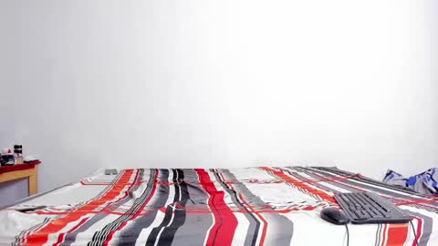 Tracy Wright online show from September 17, 2025, 11:06 pm