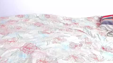 Tracy Wright online show from November 24, 2025, 9:03 pm