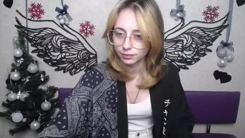 Snapshot of tracyleebb chatting on December 19, 2025, 6:42 am TracyLeeBB online show from December 19, 2025, 6:42 am