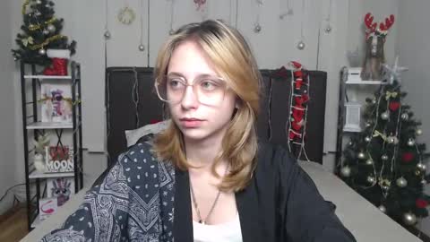 Snapshot of tracyleebb chatting on December 20, 2025, 6:09 am TracyLeeBB online show from December 20, 2025, 6:09 am