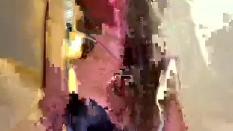 Daisy online show from April 8, 2026, 3:39 am