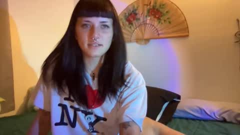 Snapshot of transinmourning chatting on November 10, 2025, 3:49 am DD online show from November 10, 2025, 3:49 am