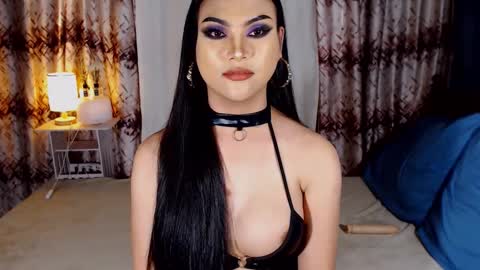 Snapshot of transuniverseph chatting on March 9, 2025, 12:42 am TransUNIVERSEph online show from March 9, 2025, 12:42 am