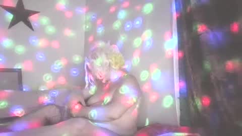 traphouseslutbunny4fun online show from October 19, 2025, 9:43 am