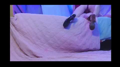 Over Acheiver online show from September 20, 2025, 10:00 pm