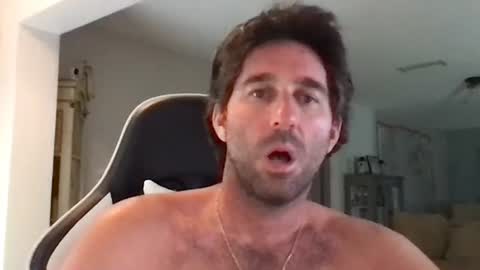 TravisKenn online show from October 24, 2025, 6:37 pm