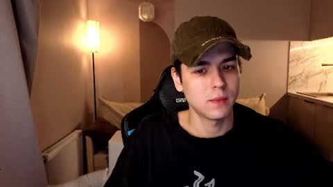 travisrivas online show from July 13, 2026, 7:05 pm