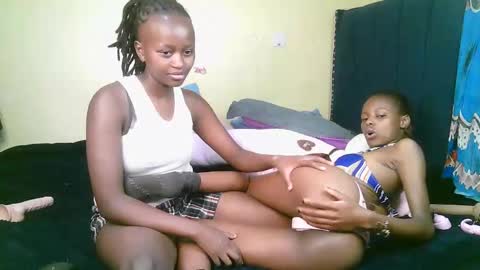 Snapshot of trazic_ chatting on October 25, 2025, 9:20 pm trazic_ online show from October 25, 2025, 9:20 pm