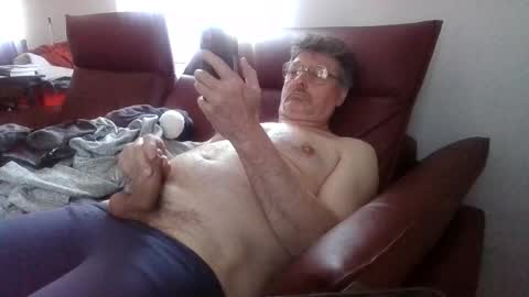 Snapshot of trebgeis1 chatting on April 28, 2026, 4:34 pm trebgeis1 online show from April 28, 2026, 4:34 pm