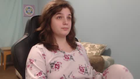 TreeJeanne online show from December 31, 2024, 2:51 am