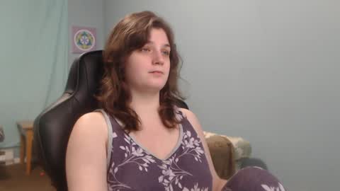 TreeJeanne online show from February 9, 2025, 3:11 am