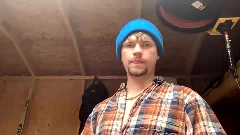 treeman817 online show from February 1, 2026, 6:17 pm