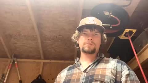 Snapshot of treeman817 chatting on May 11, 2026, 9:45 pm treeman817 online show from May 11, 2026, 9:45 pm